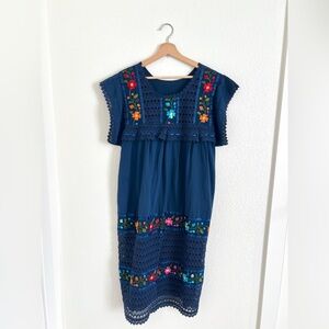 VINTAGE mexican navy blue embroidered dress / up to L